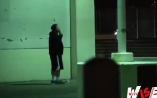 恶搞路人藏身的地方视频，恶搞路人藏身的地方视频大全